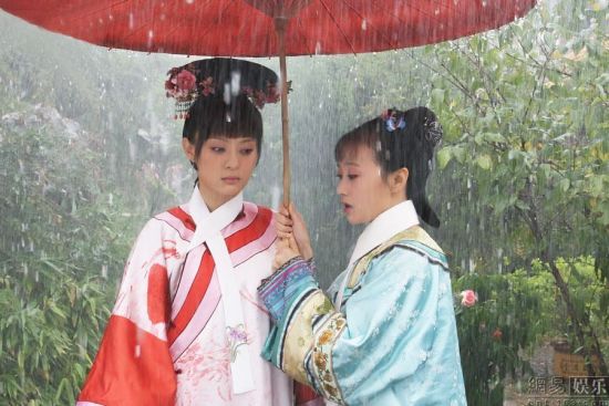 从《甄嬛传》品中国古典服饰内涵美