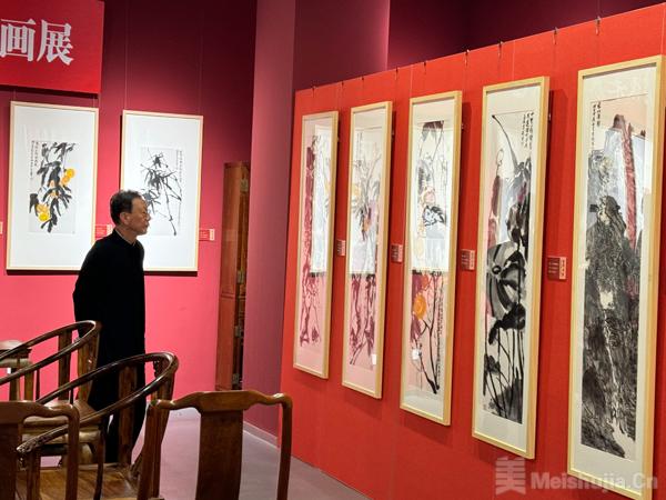 澄怀味象——庆祝中国共产党成立103周年崔燕画展开幕