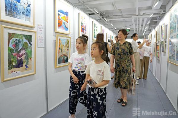 中国人保杯寻找最亮的星”全国书画摄影巡展正式启动