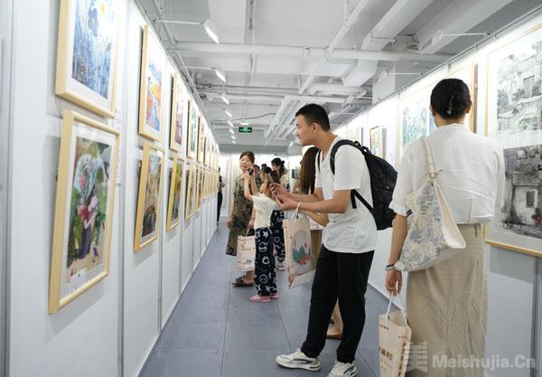 中国人保杯寻找最亮的星”全国书画摄影巡展正式启动