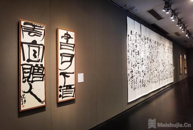 因书法公开课在网上走红，方建勋书法篆刻展在京开幕